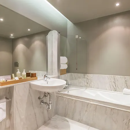 C Boutique Hotel 4*