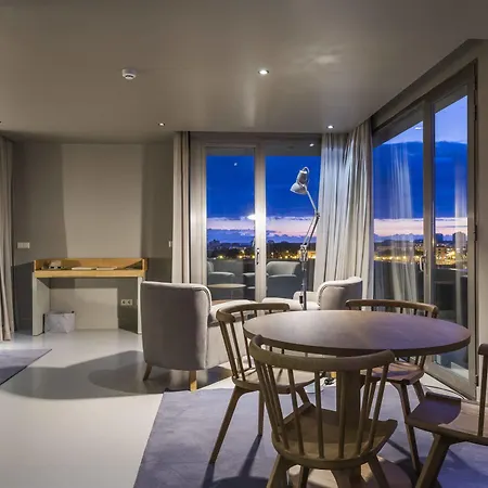 C Boutique Hotel
