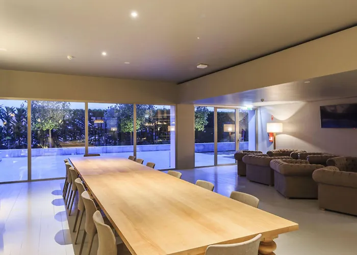 מלון C Boutique וילה דו קונדה